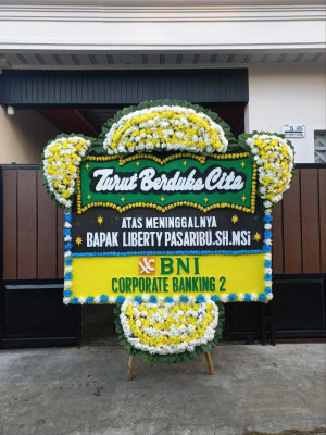 Papan Bunga Duka di Gaung Baru