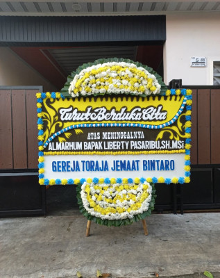 Papan Bunga Duka di Gaung Baru